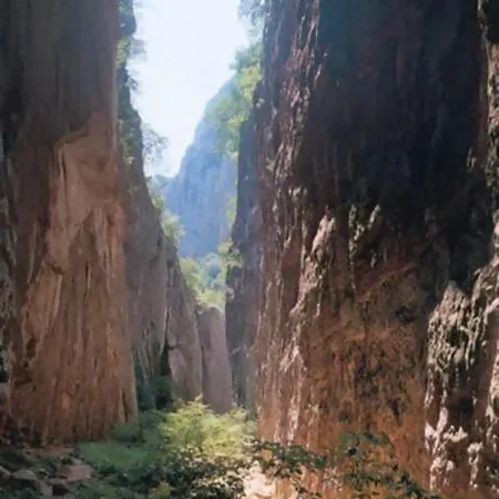 Blue Eyes Centre Free Parking * أوفندولي